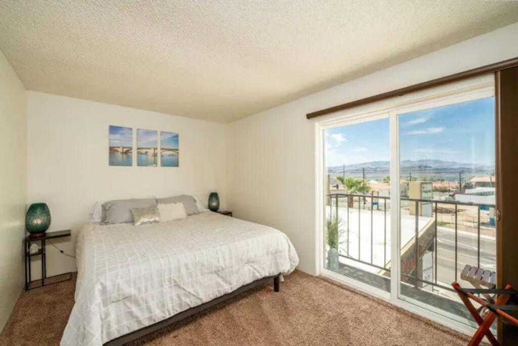 Pool King Lake Suite-Walk To Dt & Lake! Lake Havasu City Exterior photo